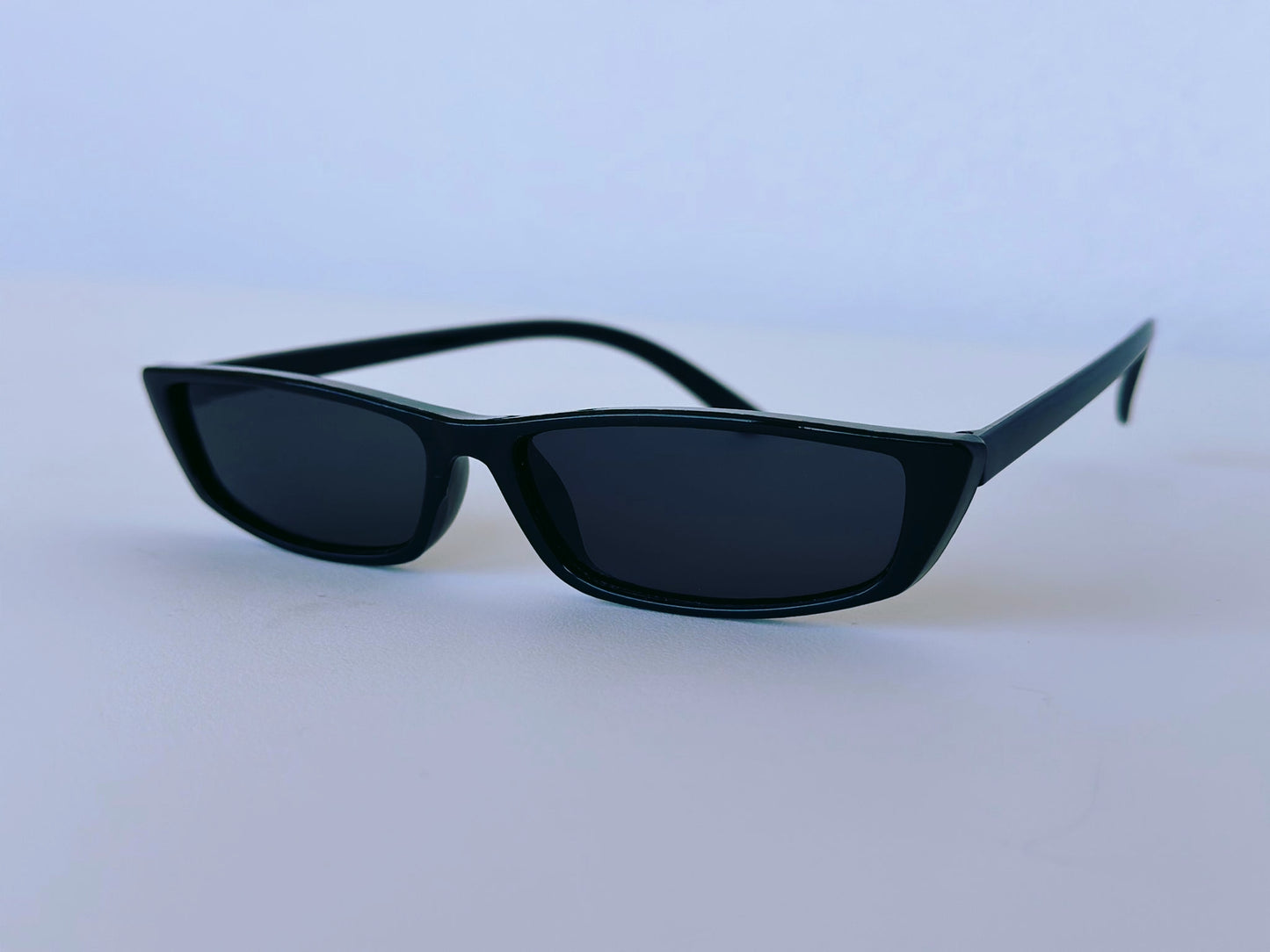 Vintage Narrow Frame Black Sunglasses