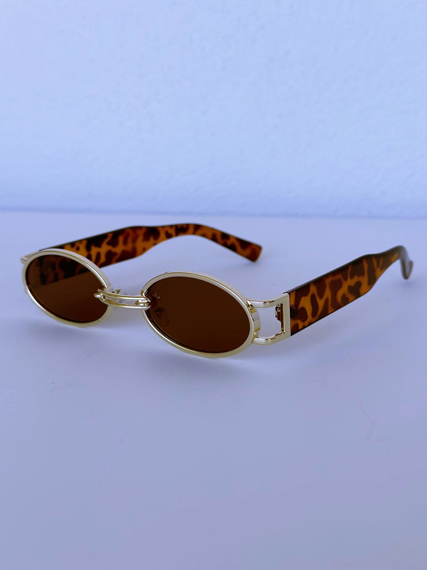 Oval Frame Sunglasses