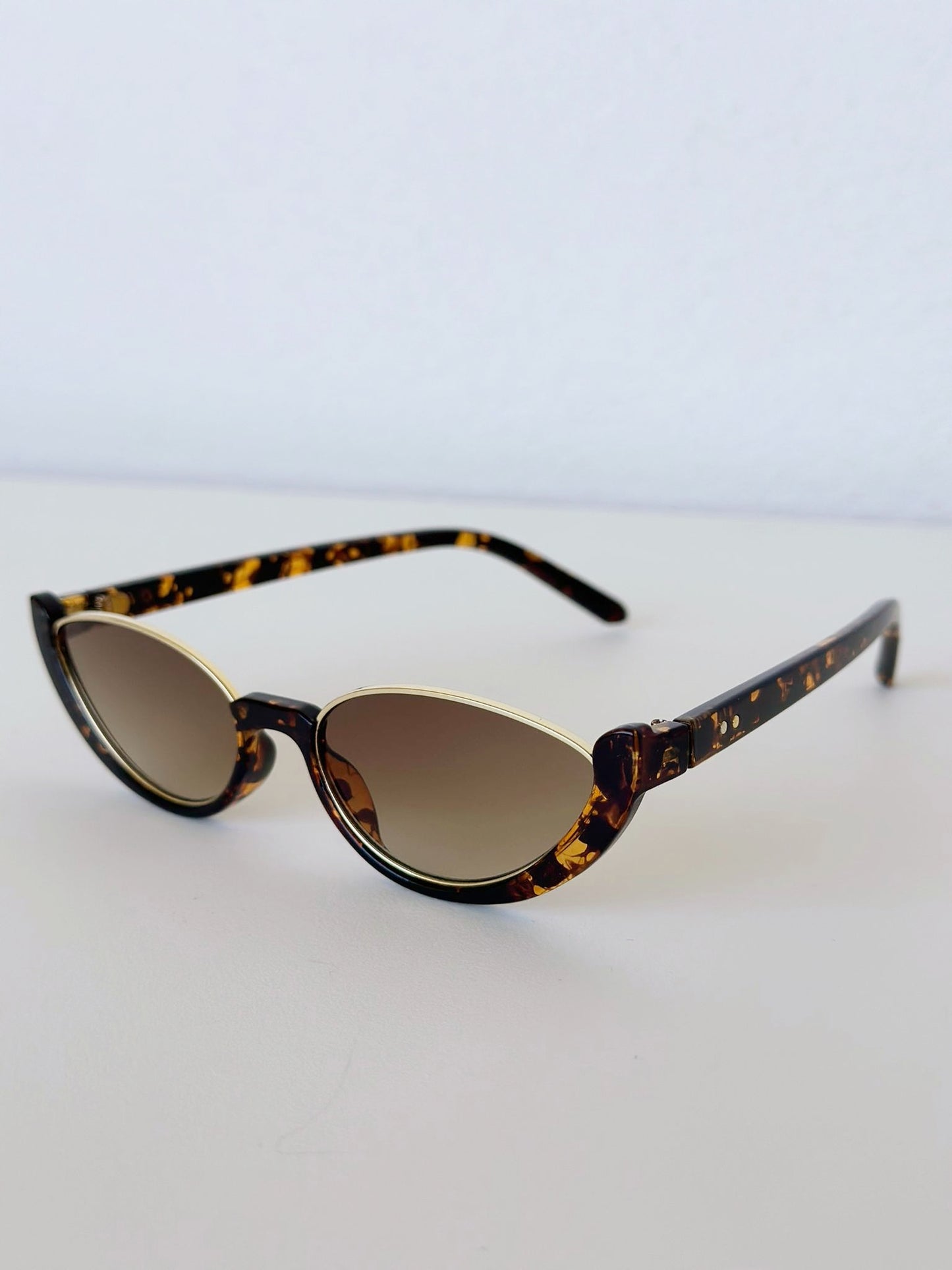 Leopard Print Cat Eye Frame Sunglasses